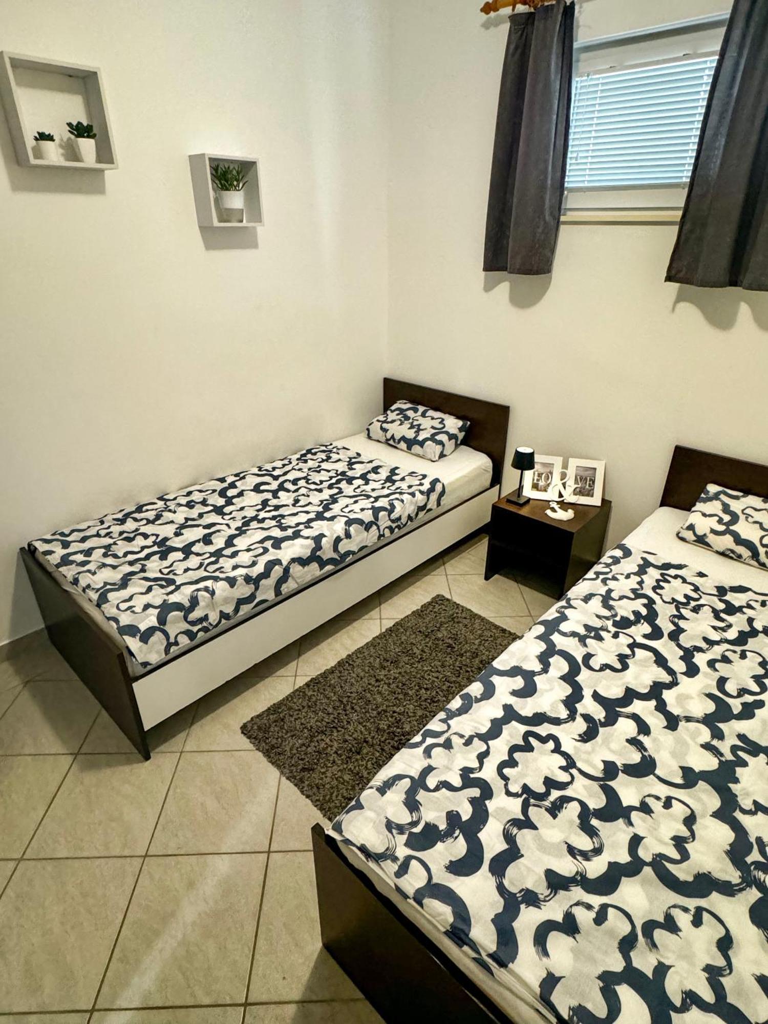 Apartmani Cvangic Vir Extérieur photo