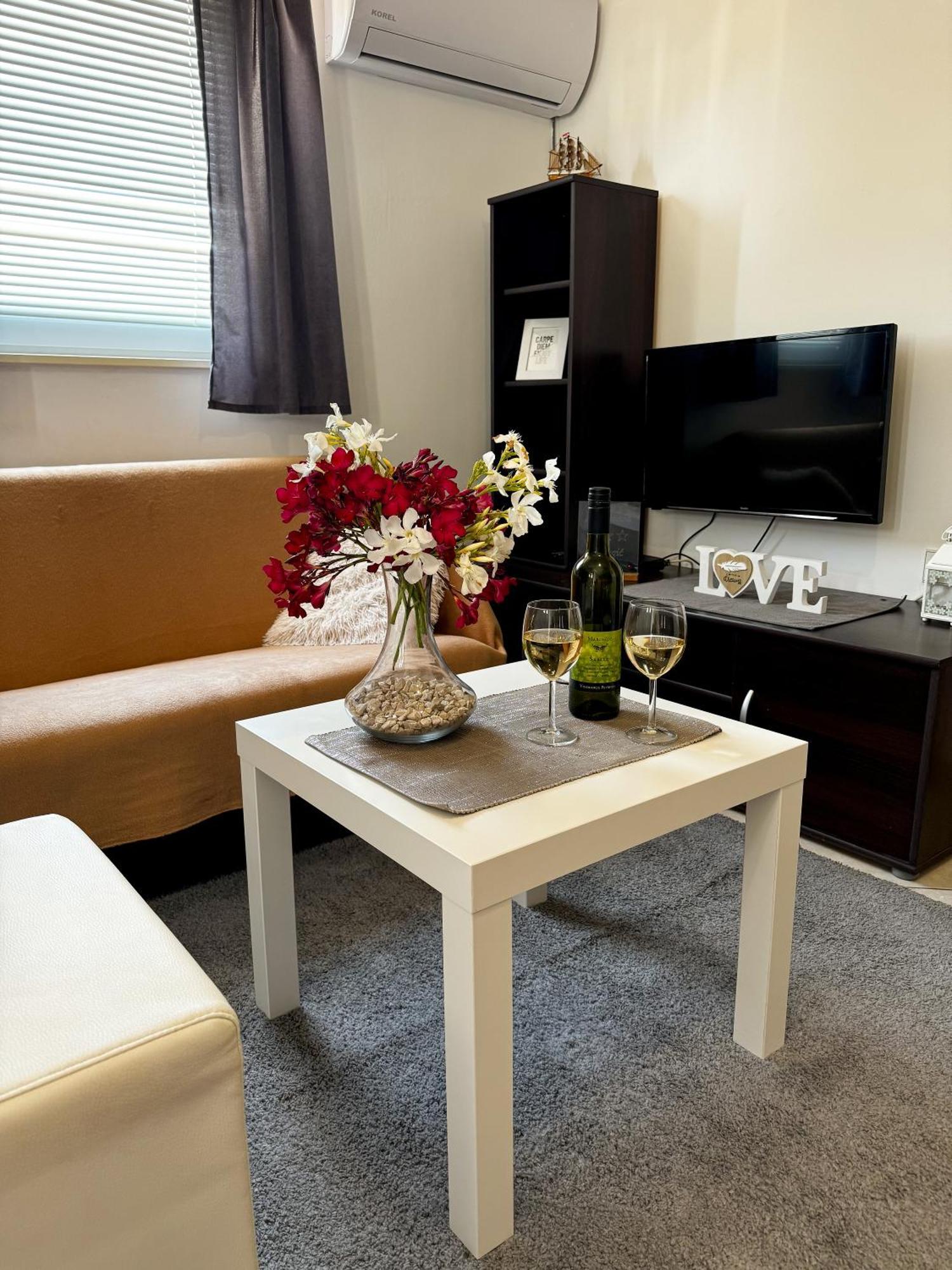 Apartmani Cvangic Vir Extérieur photo