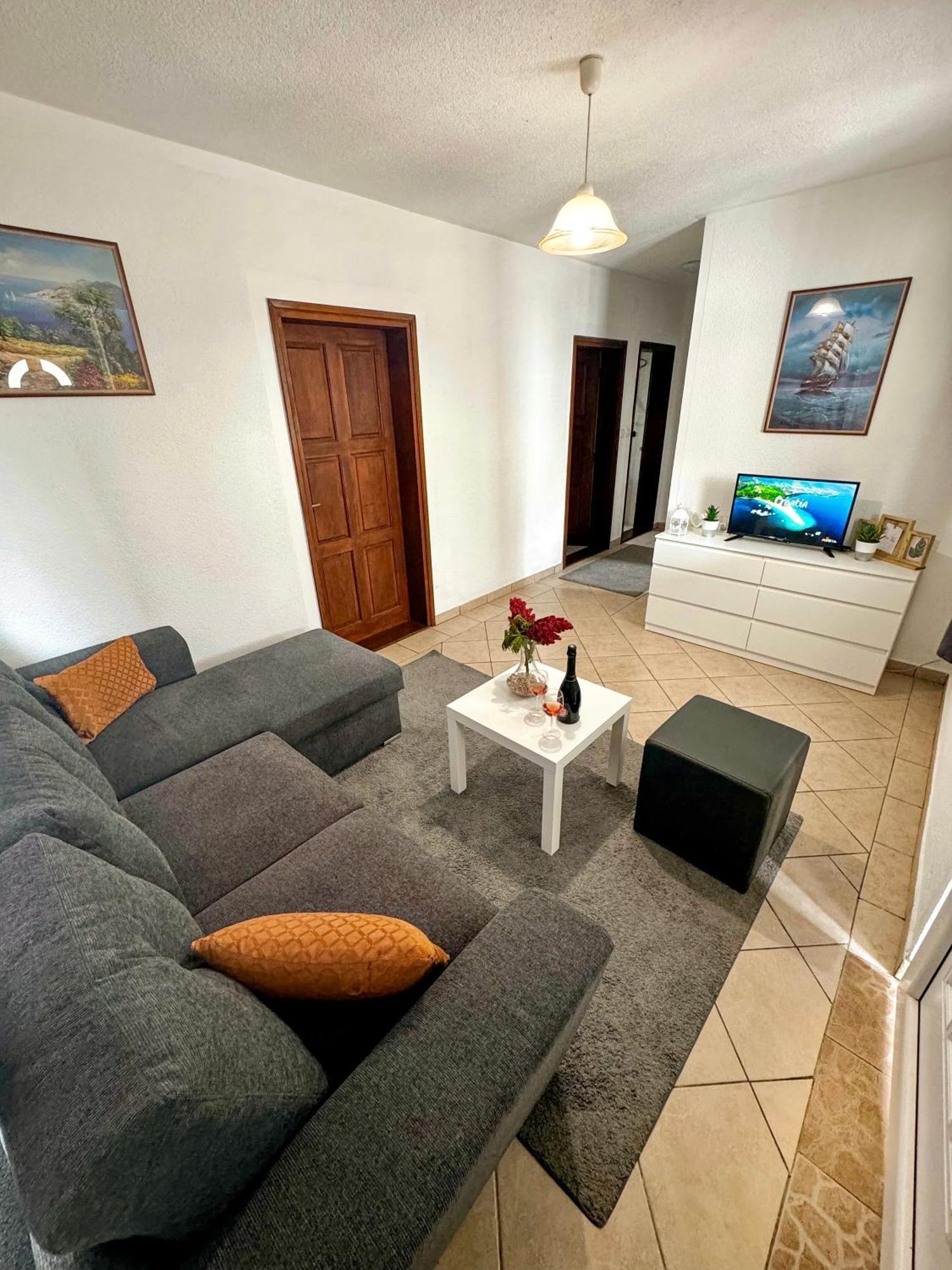 Apartmani Cvangic Vir Extérieur photo